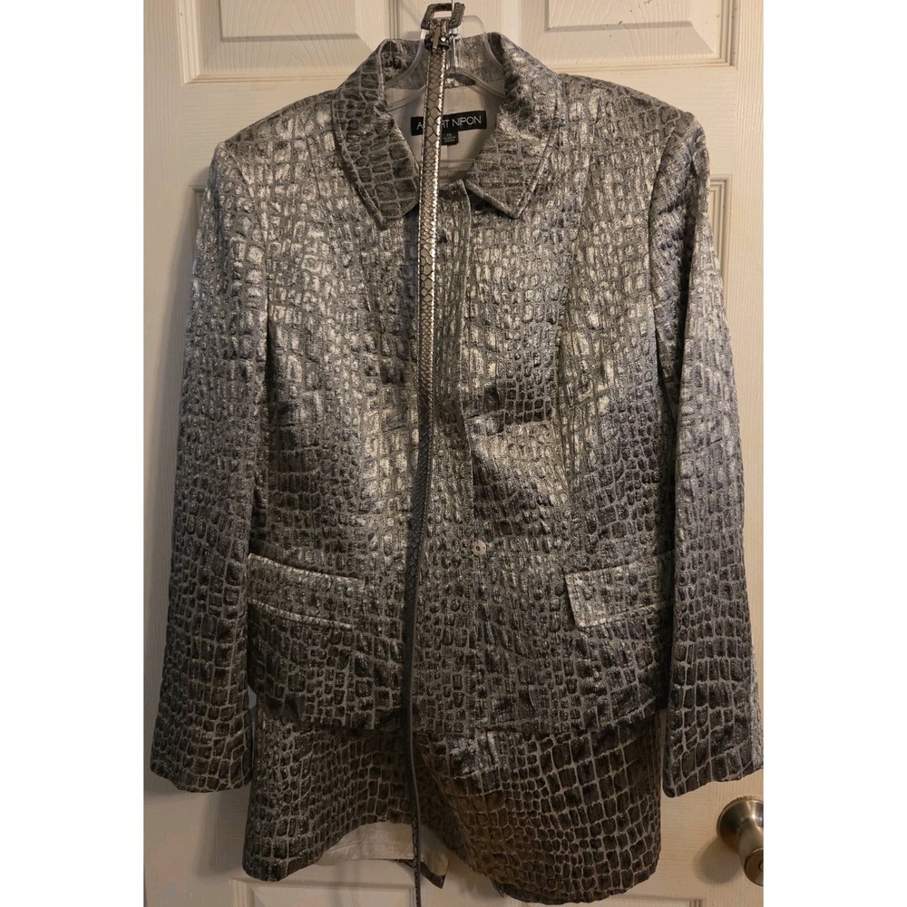 silver metallic alligator-print Albert Nipon Size 16 Skirt Suit